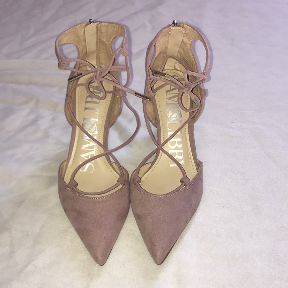 Sam & Libby pink laced heels.